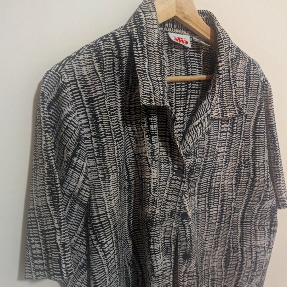 Snake skin button up